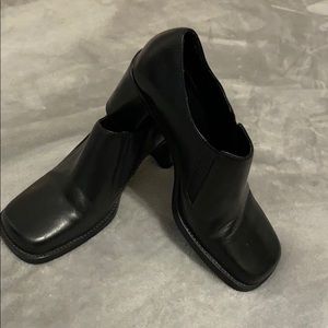 Black Apostrophe dress shoes